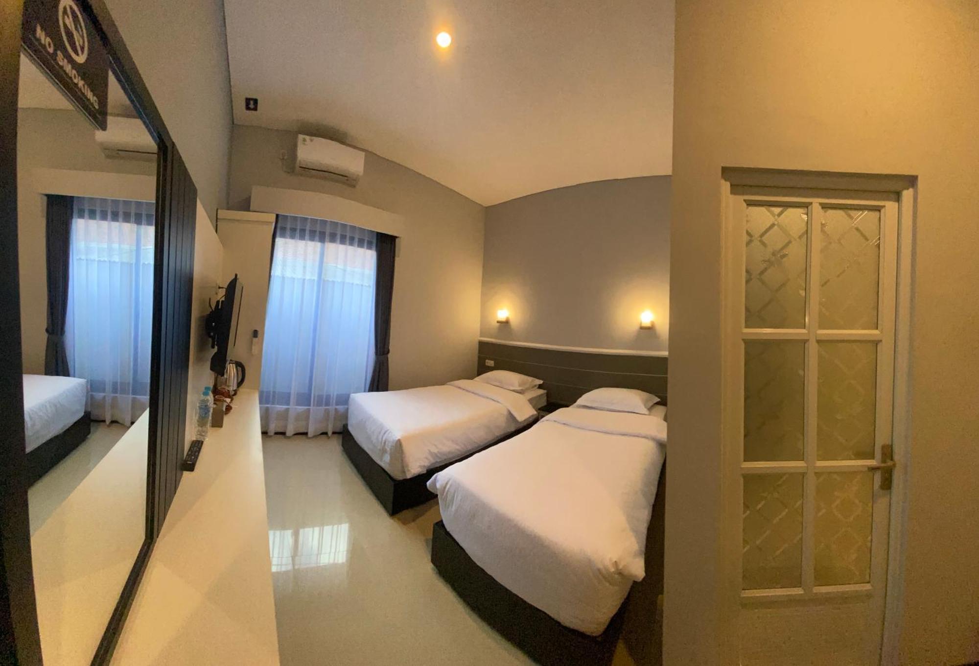 B Syariah Guest House Lumajang Rum bild